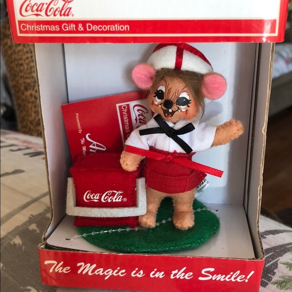 Annalee Coca Cola limited Edition